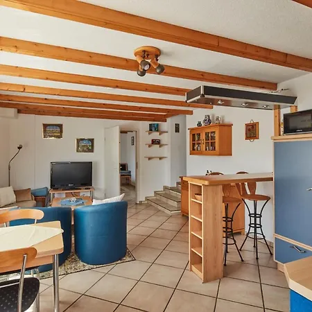 Ferien- Und Messewohnung/ アパート *